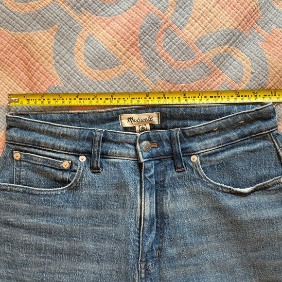 Madewell Curvy 90's Straight Jean - Size 28 - Picture 2 of 6